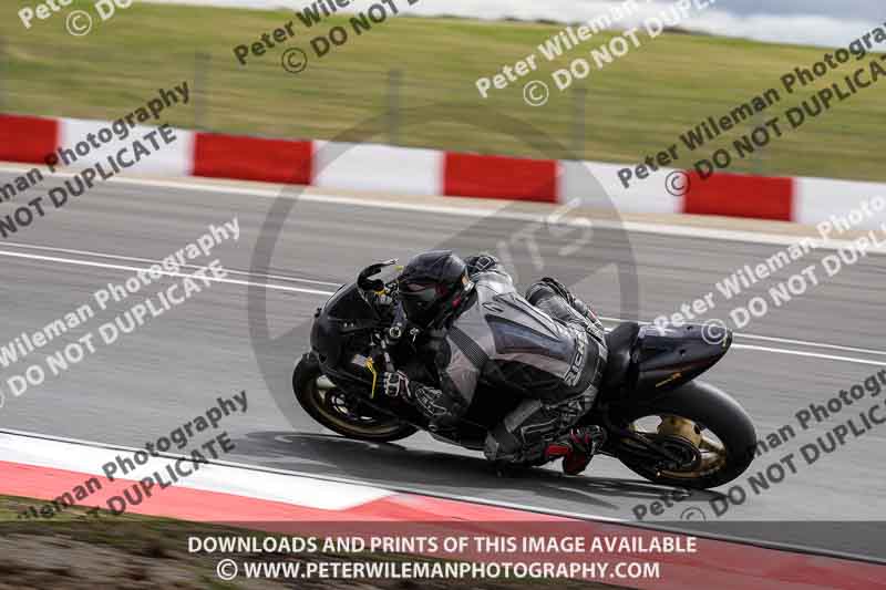 cadwell no limits trackday;cadwell park;cadwell park photographs;cadwell trackday photographs;enduro digital images;event digital images;eventdigitalimages;navarra;no limits trackdays;peter wileman photography;racing digital images;trackday digital images;trackday photos